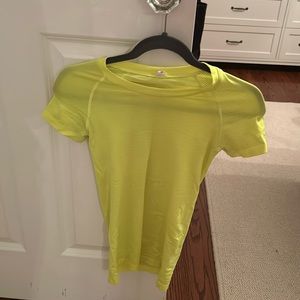 electric lemon lululemon swiftly tech